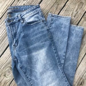 American Eagle skinny extreme flex